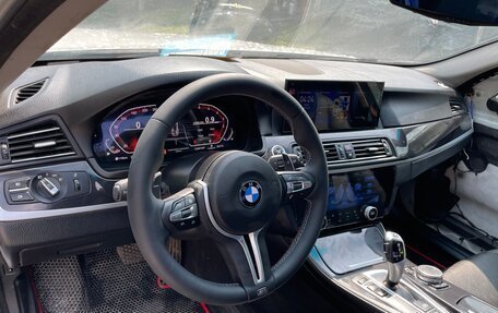 BMW 5 серия, 2013 год, 3 600 000 рублей, 9 фотография