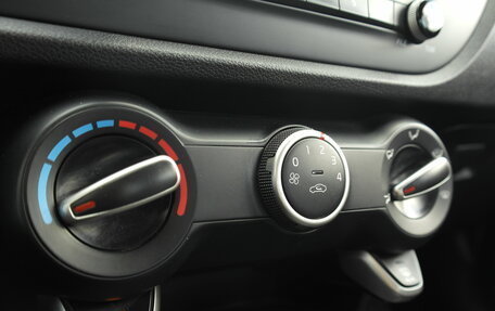 KIA Rio IV, 2018 год, 1 555 000 рублей, 14 фотография