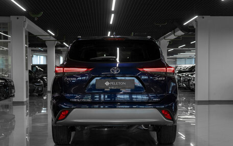 Toyota Highlander, 2026 год, 5 600 000 рублей, 6 фотография