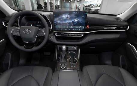 Toyota Highlander, 2026 год, 5 600 000 рублей, 8 фотография