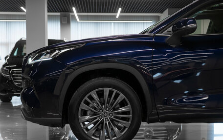 Toyota Highlander, 2026 год, 5 600 000 рублей, 30 фотография