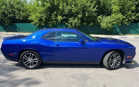 Dodge Challenger III рестайлинг 2, 2019 год, 3 850 000 рублей, 9 фотография