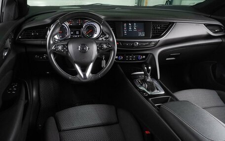 Opel Insignia II рестайлинг, 2021 год, 2 099 000 рублей, 6 фотография