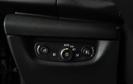 Opel Insignia II рестайлинг, 2021 год, 2 099 000 рублей, 13 фотография