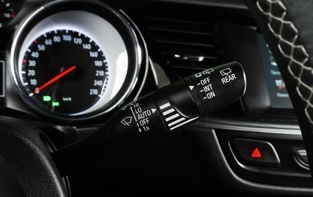 Opel Insignia II рестайлинг, 2021 год, 2 099 000 рублей, 15 фотография