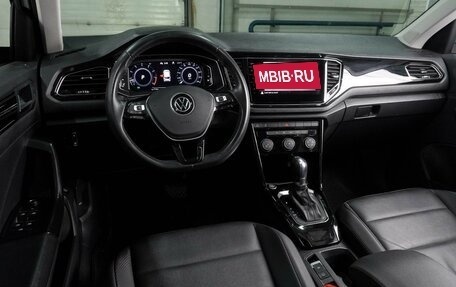Volkswagen T-Roc I, 2020 год, 2 585 000 рублей, 6 фотография