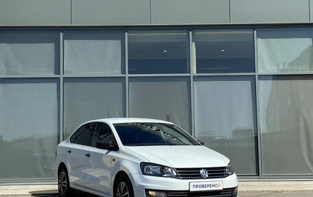 Volkswagen Polo VI (EU Market), 2016 год, 589 000 рублей, 2 фотография