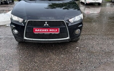 Mitsubishi Outlander III рестайлинг 3, 2010 год, 901 000 рублей, 1 фотография