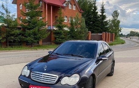 Mercedes-Benz C-Класс, 2001 год, 360 000 рублей, 1 фотография