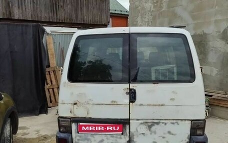 Volkswagen Transporter T4, 2001 год, 320 000 рублей, 1 фотография