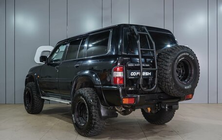 Nissan Patrol, 2002 год, 1 049 000 рублей, 2 фотография