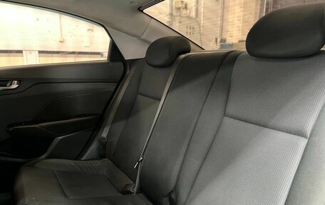 Hyundai Solaris II рестайлинг, 2017 год, 1 059 900 рублей, 15 фотография