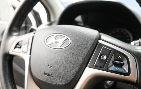 Hyundai Solaris II рестайлинг, 2015 год, 899 900 рублей, 13 фотография