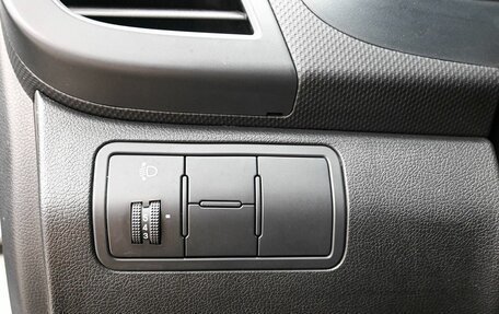 Hyundai Solaris II рестайлинг, 2015 год, 899 900 рублей, 18 фотография