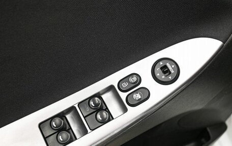Hyundai Solaris II рестайлинг, 2015 год, 899 900 рублей, 17 фотография