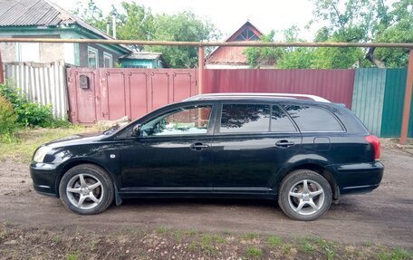 Toyota Avensis III рестайлинг, 2005 год, 650 000 рублей, 3 фотография