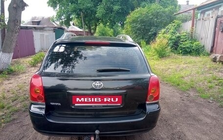 Toyota Avensis III рестайлинг, 2005 год, 650 000 рублей, 4 фотография