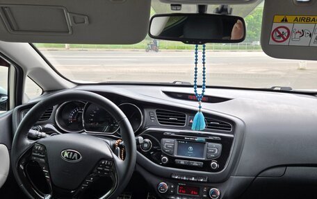 KIA cee'd III, 2013 год, 1 200 000 рублей, 10 фотография