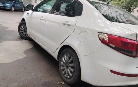 KIA Rio III рестайлинг, 2016 год, 580 000 рублей, 2 фотография