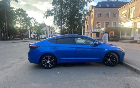 Hyundai Elantra VI рестайлинг, 2018 год, 1 290 000 рублей, 6 фотография