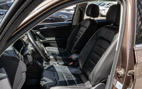 Volkswagen Tiguan II, 2017 год, 2 365 000 рублей, 10 фотография
