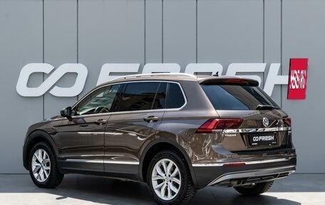 Volkswagen Tiguan II, 2017 год, 2 365 000 рублей, 2 фотография