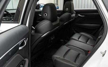 Geely Tugella FY11, 2022 год, 2 730 000 рублей, 11 фотография