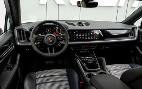 Porsche Cayenne III, 2024 год, 16 480 000 рублей, 11 фотография
