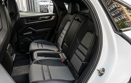 Porsche Cayenne III, 2024 год, 16 480 000 рублей, 14 фотография