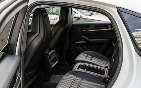 Porsche Cayenne III, 2024 год, 16 480 000 рублей, 16 фотография