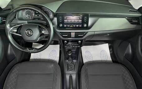 Skoda Rapid II, 2021 год, 1 650 000 рублей, 11 фотография