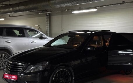 Mercedes-Benz E-Класс, 2009 год, 1 200 000 рублей, 4 фотография