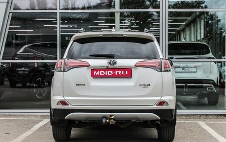 Toyota RAV4, 2017 год, 2 030 000 рублей, 4 фотография