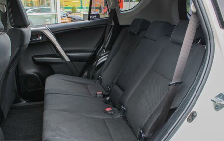 Toyota RAV4, 2017 год, 2 030 000 рублей, 8 фотография