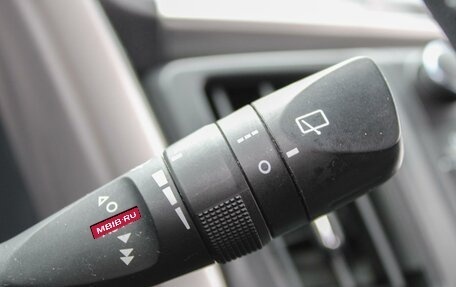 Toyota RAV4, 2017 год, 2 030 000 рублей, 20 фотография
