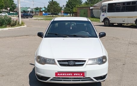 Daewoo Nexia I рестайлинг, 2012 год, 250 000 рублей, 2 фотография