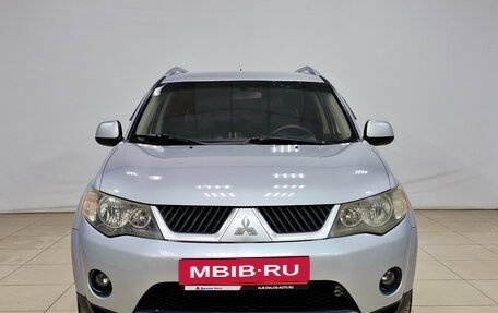Mitsubishi Outlander III рестайлинг 3, 2008 год, 1 045 000 рублей, 2 фотография