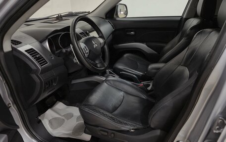 Mitsubishi Outlander III рестайлинг 3, 2008 год, 1 045 000 рублей, 12 фотография