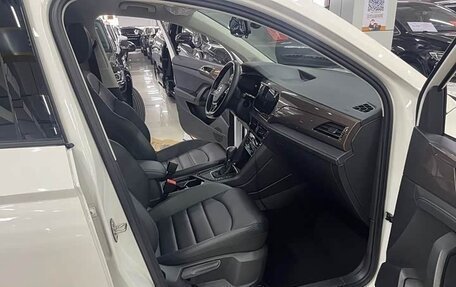 Volkswagen Tharu, 2022 год, 1 600 000 рублей, 9 фотография