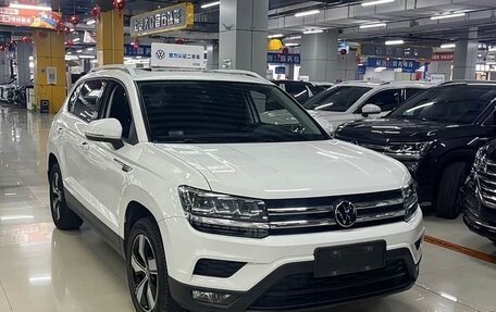 Volkswagen Tharu, 2022 год, 1 600 000 рублей, 3 фотография