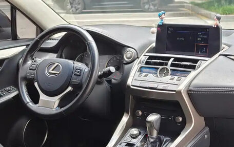 Lexus NX I, 2021 год, 2 630 000 рублей, 7 фотография