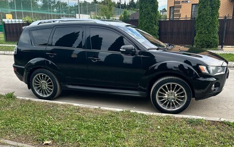 Mitsubishi Outlander III рестайлинг 3, 2010 год, 901 000 рублей, 7 фотография