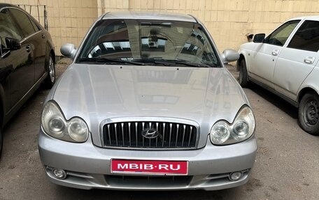 Hyundai Sonata IV рестайлинг, 2004 год, 445 000 рублей, 1 фотография