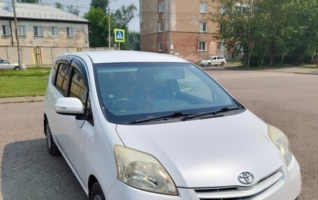 Toyota Passo Sette, 2009 год, 750 000 рублей, 2 фотография