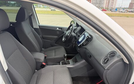 Volkswagen Tiguan I, 2012 год, 920 000 рублей, 15 фотография