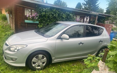 Hyundai i30 I, 2010 год, 550 000 рублей, 4 фотография