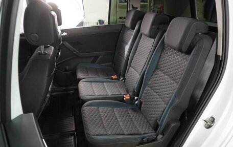 Volkswagen Touran III, 2019 год, 2 049 000 рублей, 9 фотография