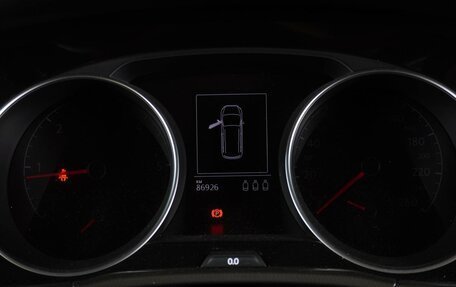 Volkswagen Touran III, 2019 год, 2 049 000 рублей, 20 фотография