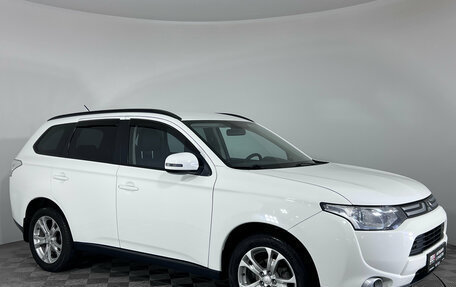 Mitsubishi Outlander III рестайлинг 3, 2012 год, 1 521 000 рублей, 3 фотография