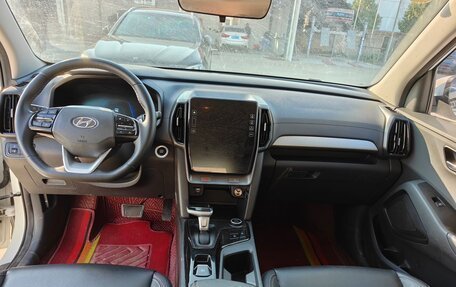 Hyundai ix35, 2023 год, 2 000 000 рублей, 8 фотография